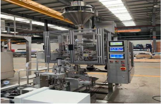 Lire la suite à propos de l’article Machine d’emballage sous vide (matériau en poudre)